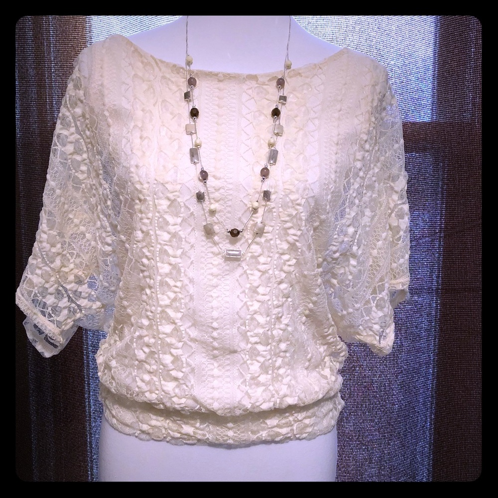 Lace top with attached underlay tank. NWT Sz Lg